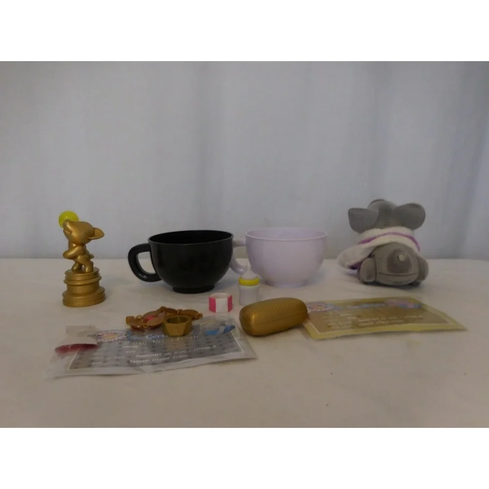 Teacup Piggies Emmy n Oscar Cup Golden Award Toy Toys R Us Exclusive Play Set